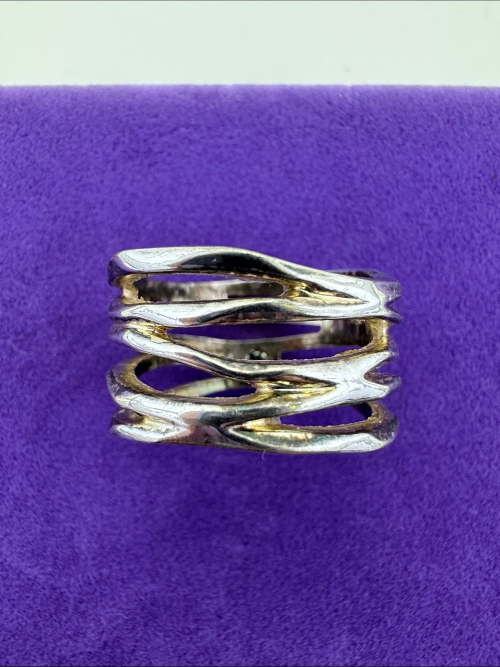 💛 Classic Silver Tone Wave Band Ring | Organic Texture